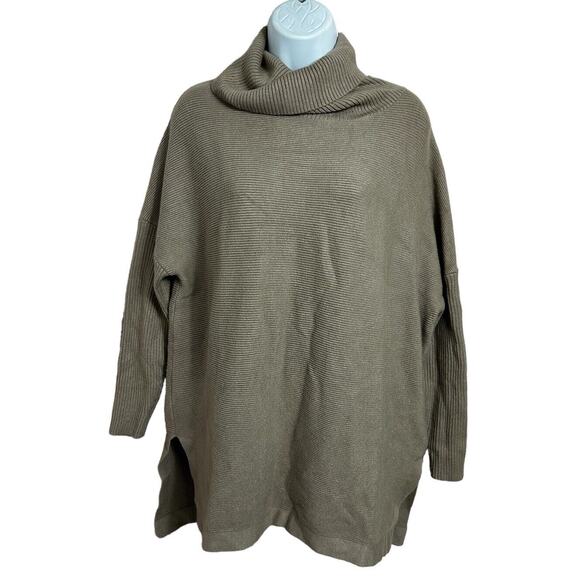 Lillusory Oversized Sweater Sz Medium Khaki Beige Turtleneck Tunic Pullover - Picture 4 of 7